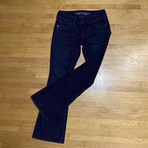 American Eagle Outfitters stretch artist bell bottom dark wash jeans